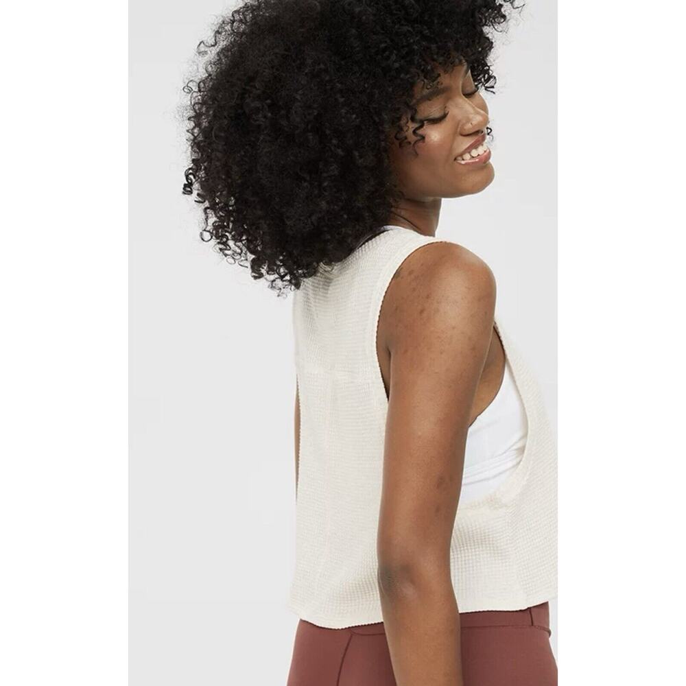 OFFLINE BY AERIE Womens Wow Waffle Knit Chihuahua Crop Tank Top, Size M, NEW - Picture 5 of 12
